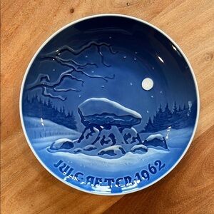 Vintage Bing & Grondahl Christmas Plate - 1962
